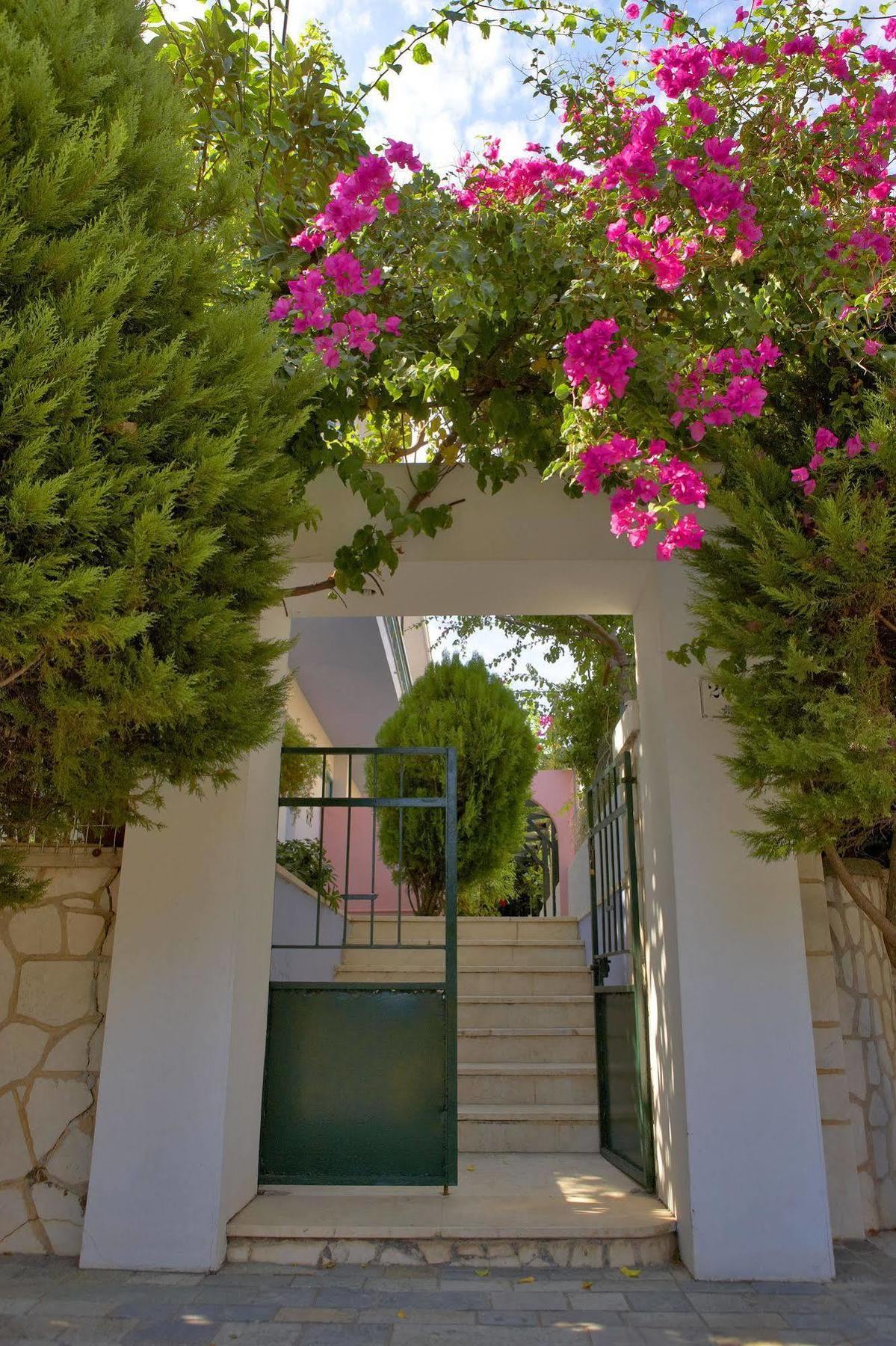 Mariette Rhodes Urban Suites (Adults Only) Rhodes City Exterior photo